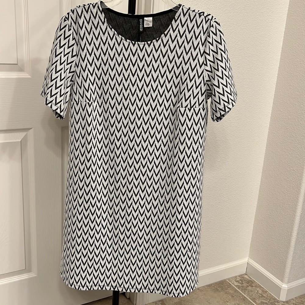 H&M Divided Black & White Dress